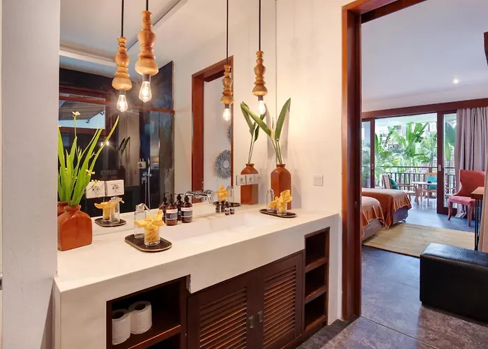 Villa Think Know - Think Again! Stunning Large Luxxe 7bed