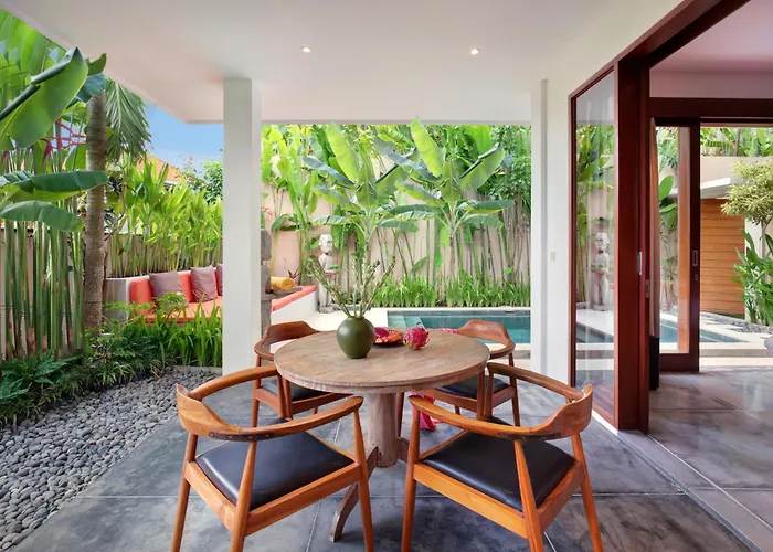 Think Know - Think Again! Stunning Large Luxxe 7bed Canggu (Bali)