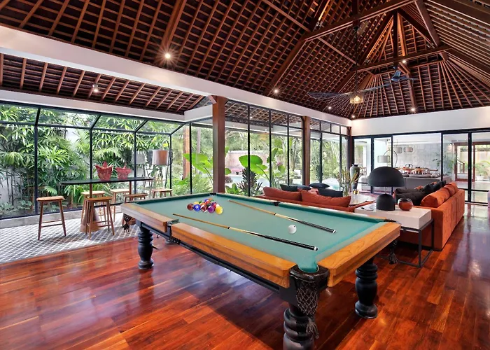 Villa Think Know - Think Again! Stunning Large Luxxe 7bed