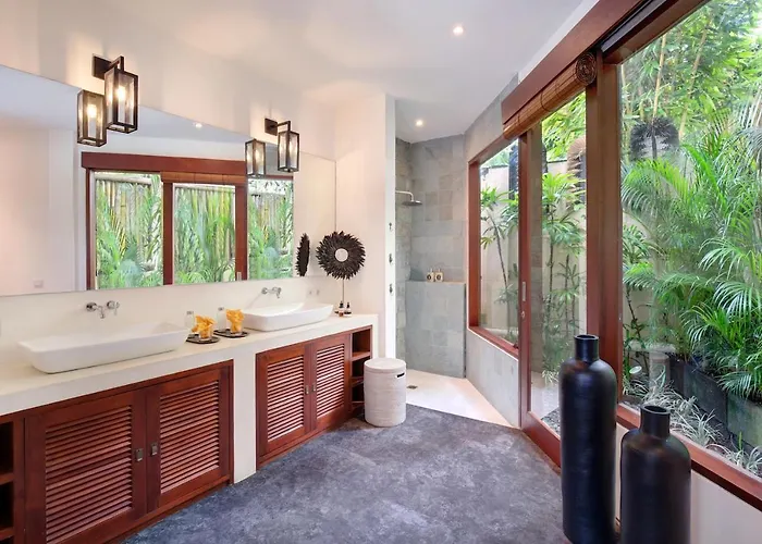 Think Know - Think Again! Stunning Large Luxxe 7bed Villa